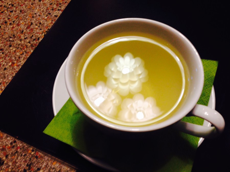 <a rel="license" href="http://creativecommons.org/licenses/by-sa/4.0/"><img alt="Creative Commons License" style="border-width:0" src="https://i.creativecommons.org/l/by-sa/4.0/88x31.png" /></a><br /><span xmlns:dct="http://purl.org/dc/terms/" href="http://purl.org/dc/dcmitype/StillImage" property="dct:title" rel="dct:type">Japan Kabusecha ~ teahaus id</span> by <a xmlns:cc="http://creativecommons.org/ns#" href="http://parting.gifts" property="cc:attributionName" rel="cc:attributionURL">Jocilyn Mors</a> is licensed under a <a rel="license" href="http://creativecommons.org/licenses/by-sa/4.0/">Creative Commons Attribution-ShareAlike 4.0 International License</a>.