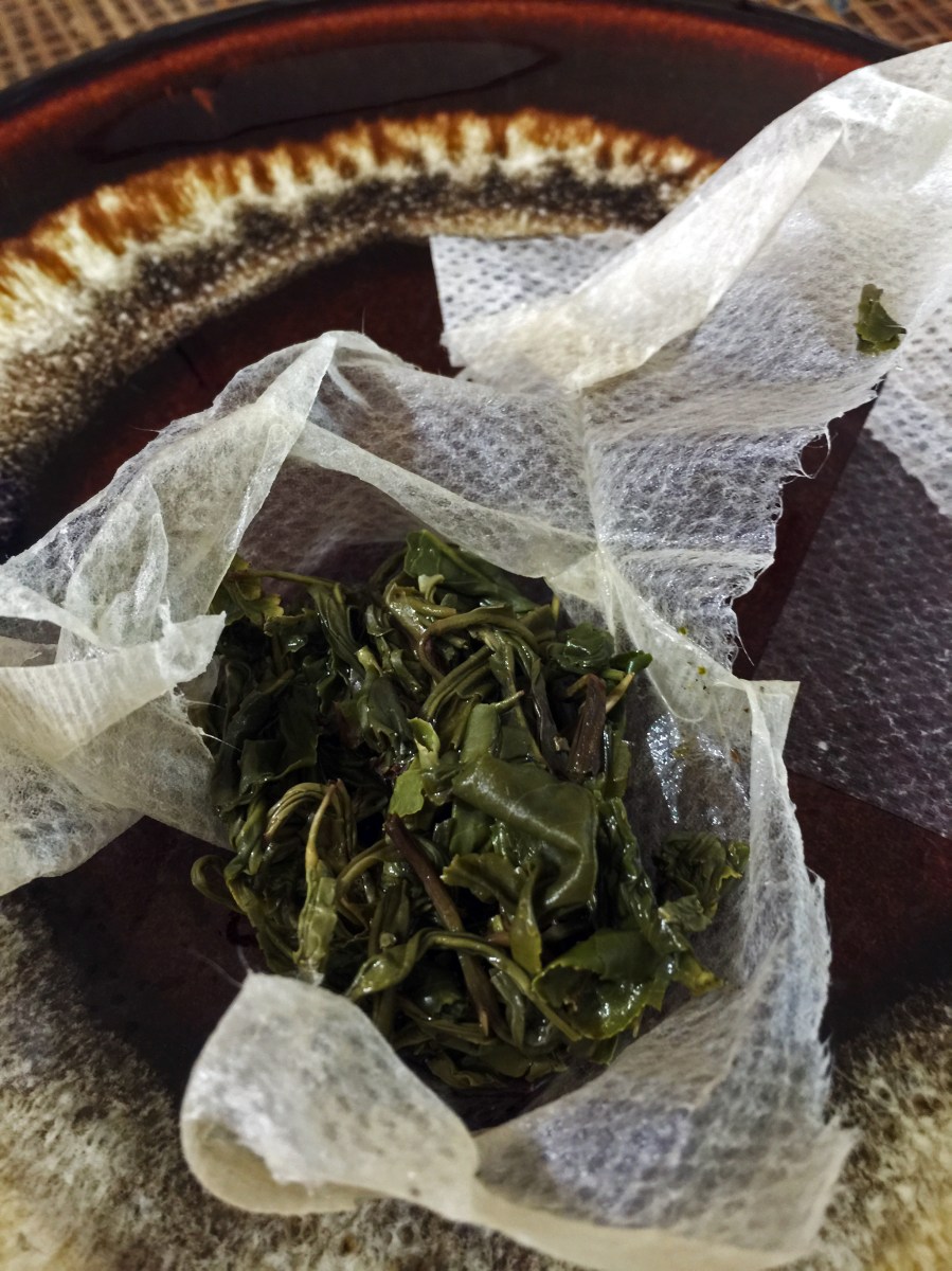 <a rel="license" href="http://creativecommons.org/licenses/by/4.0/"><img alt="Creative Commons License" style="border-width:0" src="https://i.creativecommons.org/l/by/4.0/88x31.png" /></a><br /><span xmlns:dct="http://purl.org/dc/terms/" href="http://purl.org/dc/dcmitype/StillImage" property="dct:title" rel="dct:type">Classic Mao Jian Spent Tea</span> by <a xmlns:cc="http://creativecommons.org/ns#" href="http://parting.gifts" property="cc:attributionName" rel="cc:attributionURL">Jocilyn Mors</a> is licensed under a <a rel="license" href="http://creativecommons.org/licenses/by/4.0/">Creative Commons Attribution 4.0 International License</a>.