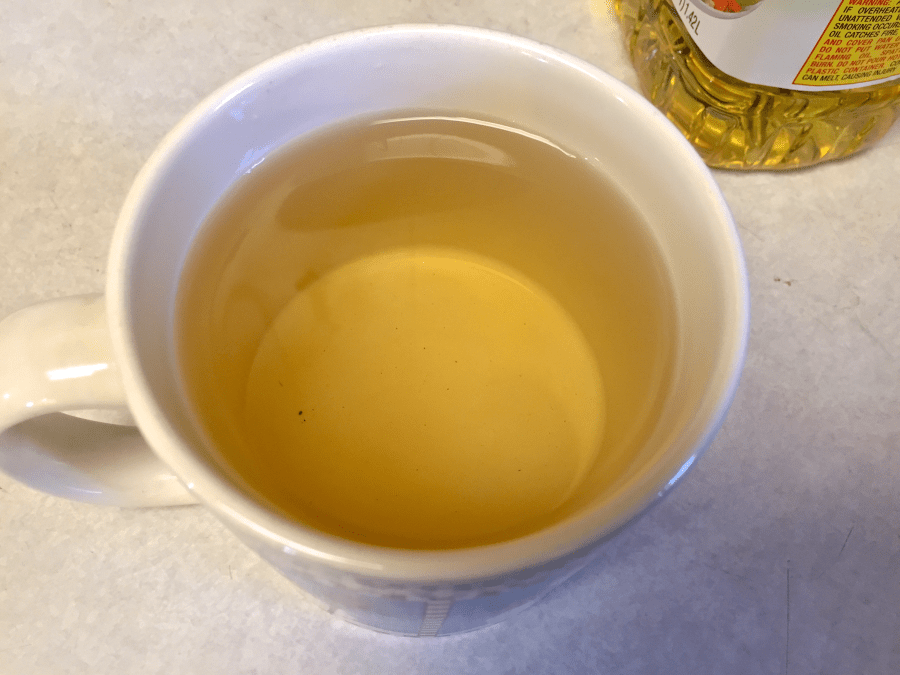 Jasmine Green Liquor by Jocilyn Mors is licensed under a Creative Commons Attribution 4.0 International License.