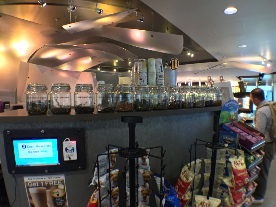 LODO @ Bert's by Jocilyn Mors is licensed under a Creative Commons Attribution-ShareAlike 4.0 International License.