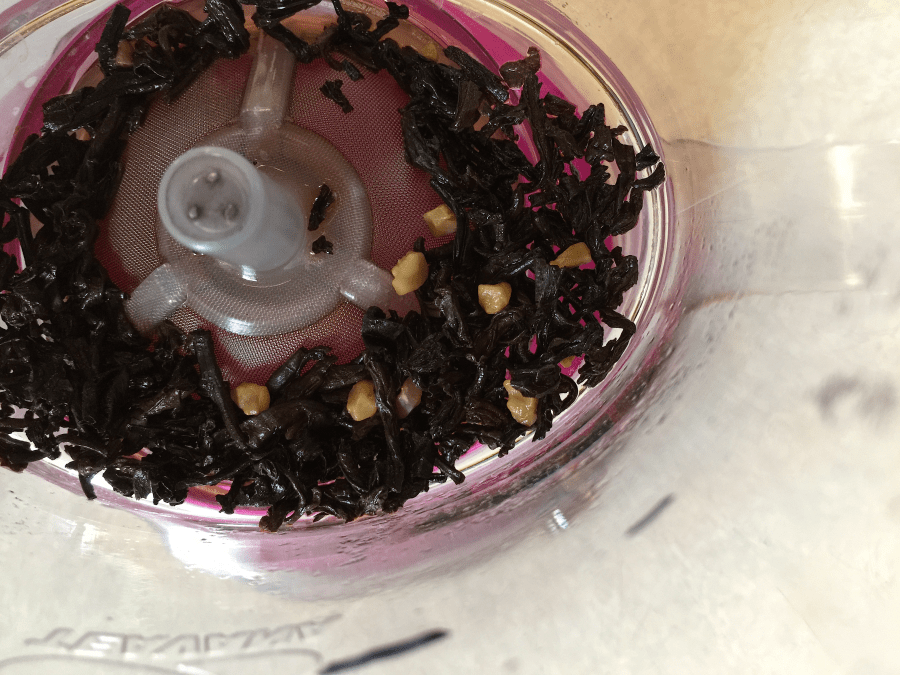 Caramel Pu-erh (ChocolaTea): spent by Jocilyn Mors is licensed under a Creative Commons Attribution-ShareAlike 4.0 International License.