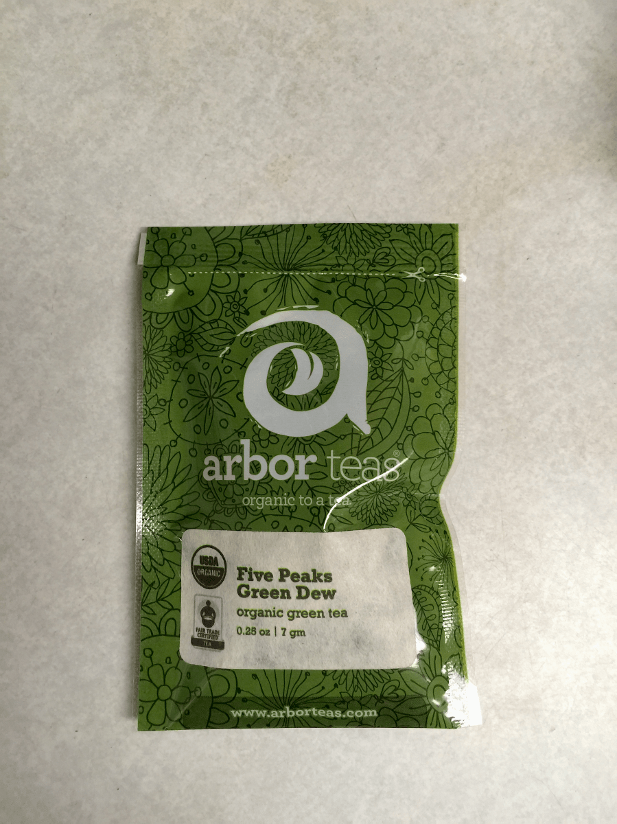 Five Peaks Green Dew (Arrbor Teas): package by Jocilyn Mors is licensed under a Creative Commons Attribution-ShareAlike 4.0 International License.