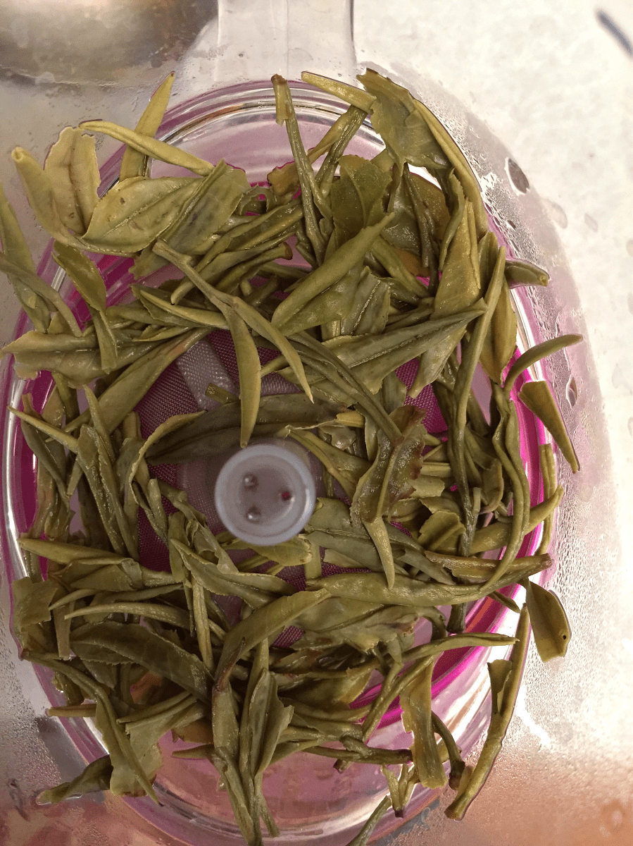 Huang Shan Mao Feng Reserve (TeaVana): spent by Jocilyn Mors is licensed under a Creative Commons Attribution-ShareAlike 4.0 International License.