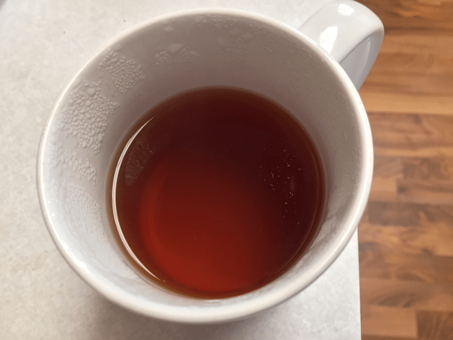 Light of Day Organics - Yunnan Gold: Liquor by Jocilyn Mors is licensed under a Creative Commons Attribution-ShareAlike 4.0 International License.