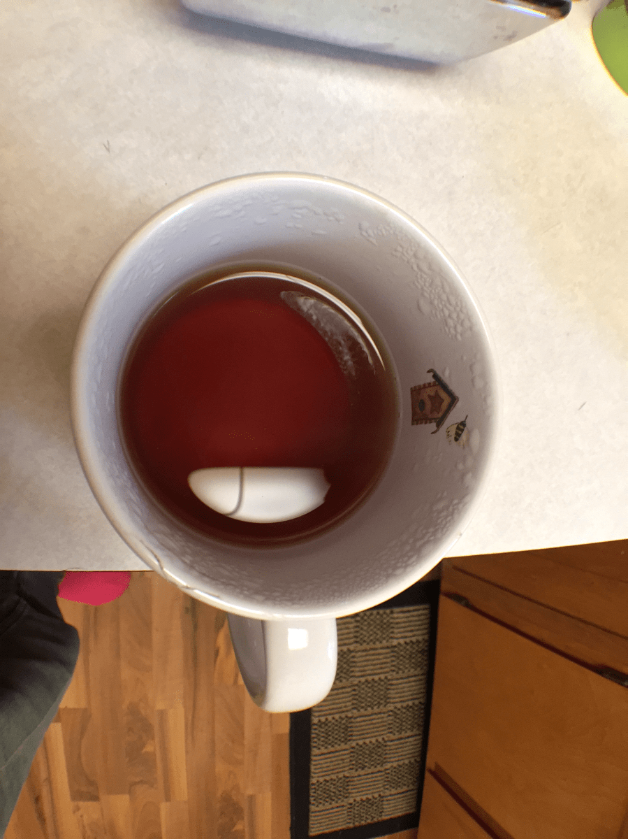 Ying Ming Yunnan Extra Fancy (By the Pound): liquor by Jocilyn Mors is licensed under a Creative Commons Attribution-ShareAlike 4.0 International License.