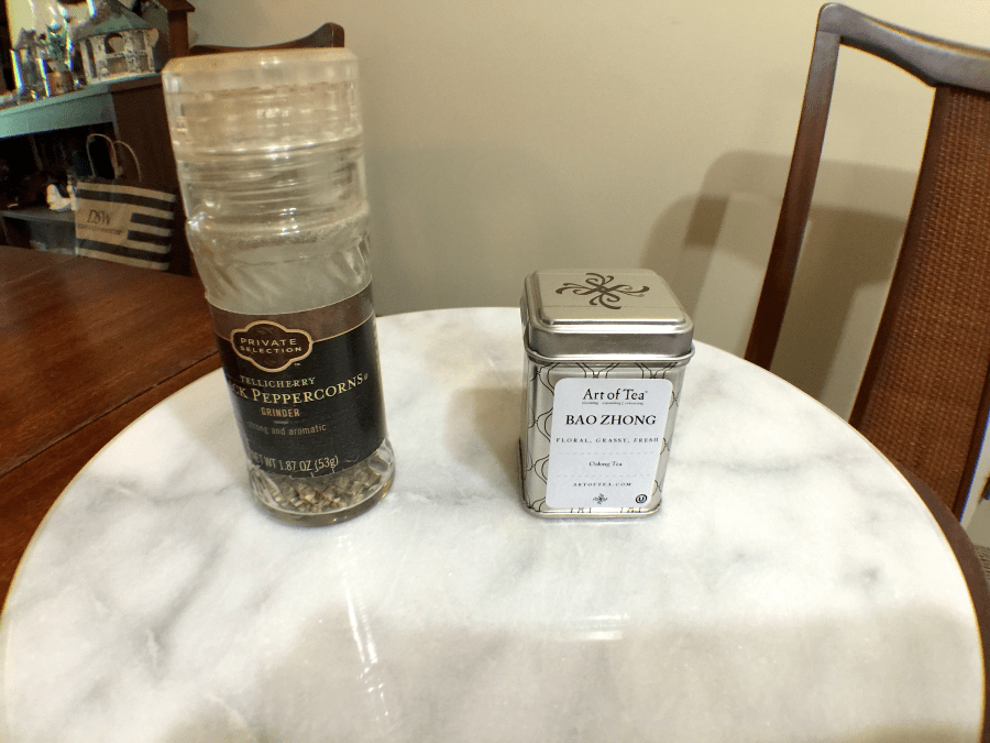 <a rel="license" href="http://creativecommons.org/licenses/by-sa/4.0/"><img alt="Creative Commons License" style="border-width:0" src="https://i.creativecommons.org/l/by-sa/4.0/88x31.png" /></a><br /><span xmlns:dct="http://purl.org/dc/terms/" href="http://purl.org/dc/dcmitype/StillImage" property="dct:title" rel="dct:type">Bao Zhong High Grade (Art of Tea): canister</span> by <a xmlns:cc="http://creativecommons.org/ns#" href="http://parting.gifts" property="cc:attributionName" rel="cc:attributionURL">Jocilyn Mors</a> is licensed under a <a rel="license" href="http://creativecommons.org/licenses/by-sa/4.0/">Creative Commons Attribution-ShareAlike 4.0 International License</a>.