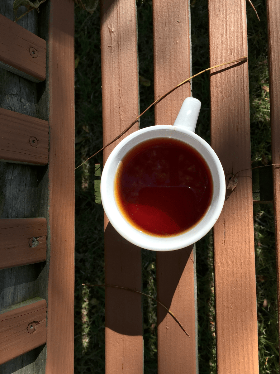 <a rel="license" href="http://creativecommons.org/licenses/by-sa/4.0/"><img alt="Creative Commons License" style="border-width:0" src="https://i.creativecommons.org/l/by-sa/4.0/88x31.png" /></a><br /><span xmlns:dct="http://purl.org/dc/terms/" href="http://purl.org/dc/dcmitype/StillImage" property="dct:title" rel="dct:type">Decaf Irish Breakfast (Metro): liquor</span> by <a xmlns:cc="http://creativecommons.org/ns#" href="http://parting.gifts" property="cc:attributionName" rel="cc:attributionURL">Jocilyn Mors</a> is licensed under a <a rel="license" href="http://creativecommons.org/licenses/by-sa/4.0/">Creative Commons Attribution-ShareAlike 4.0 International License</a>.