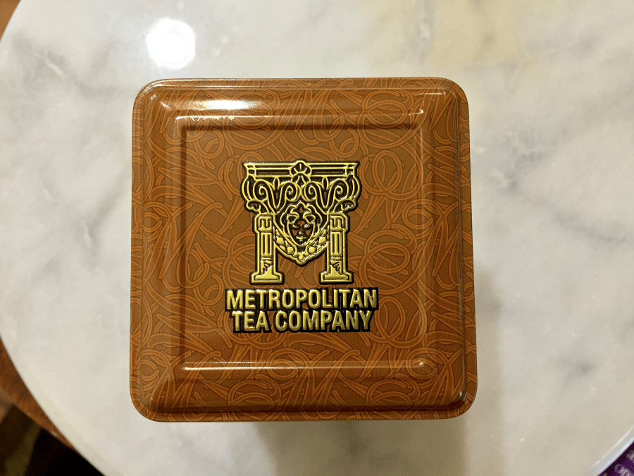 <a rel="license" href="http://creativecommons.org/licenses/by-sa/4.0/"><img alt="Creative Commons License" style="border-width:0" src="https://i.creativecommons.org/l/by-sa/4.0/88x31.png" /></a><br /><span xmlns:dct="http://purl.org/dc/terms/" href="http://purl.org/dc/dcmitype/StillImage" property="dct:title" rel="dct:type">Decaf Irish Breakfast (Metro): tea tin A</span> by <a xmlns:cc="http://creativecommons.org/ns#" href="http://parting.gifts" property="cc:attributionName" rel="cc:attributionURL">Jocilyn Mors</a> is licensed under a <a rel="license" href="http://creativecommons.org/licenses/by-sa/4.0/">Creative Commons Attribution-ShareAlike 4.0 International License</a>.