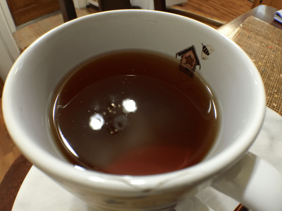 Pure Long Leaf Black (Lipton): liquor by Jocilyn Mors is licensed under a Creative Commons Attribution-ShareAlike 4.0 International License.