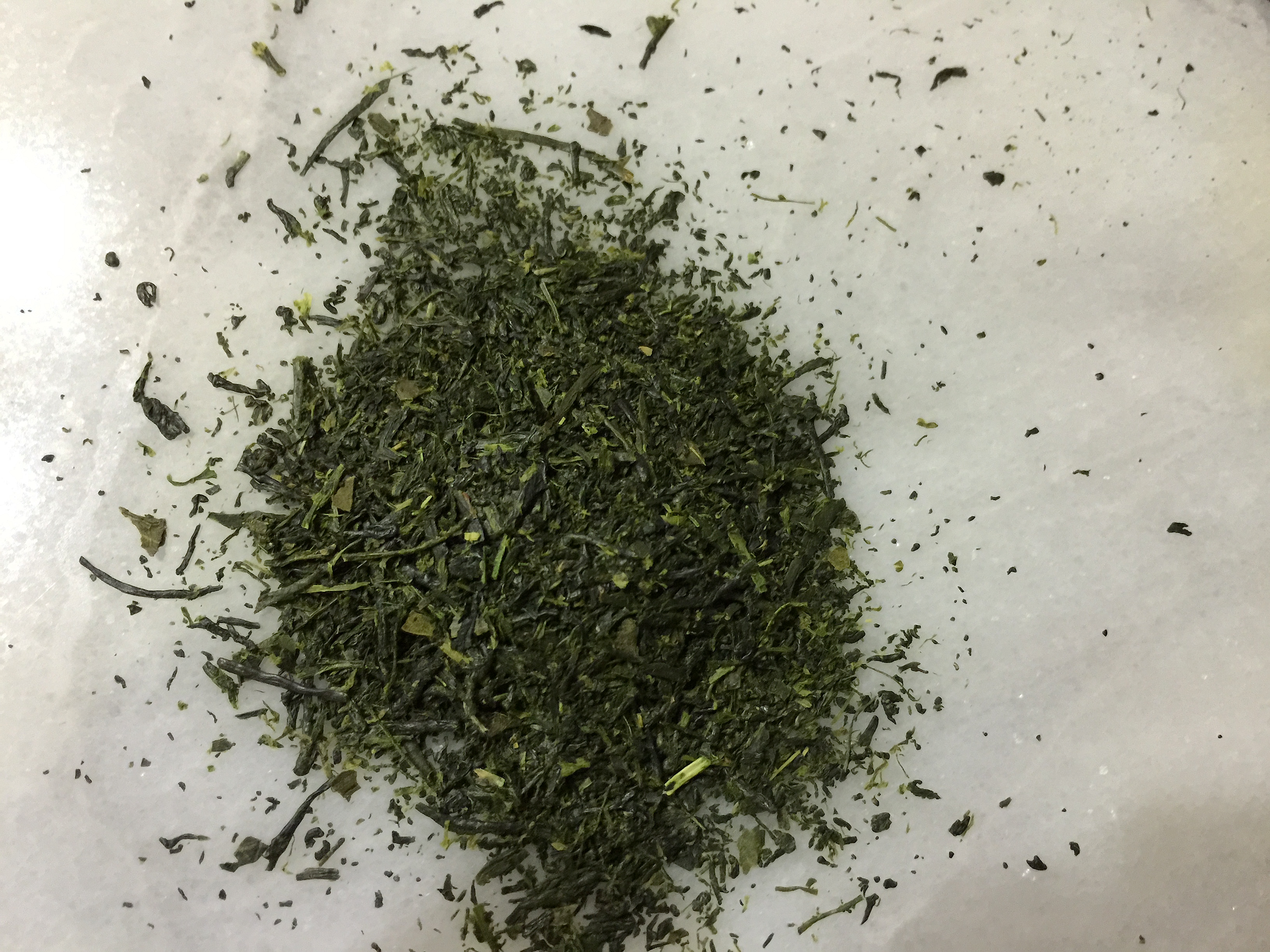 Organic Sencha Fukamushi (Upton) - loose leaf by Jocilyn Mors is licensed under a Creative Commons Attribution-ShareAlike 4.0 International License.