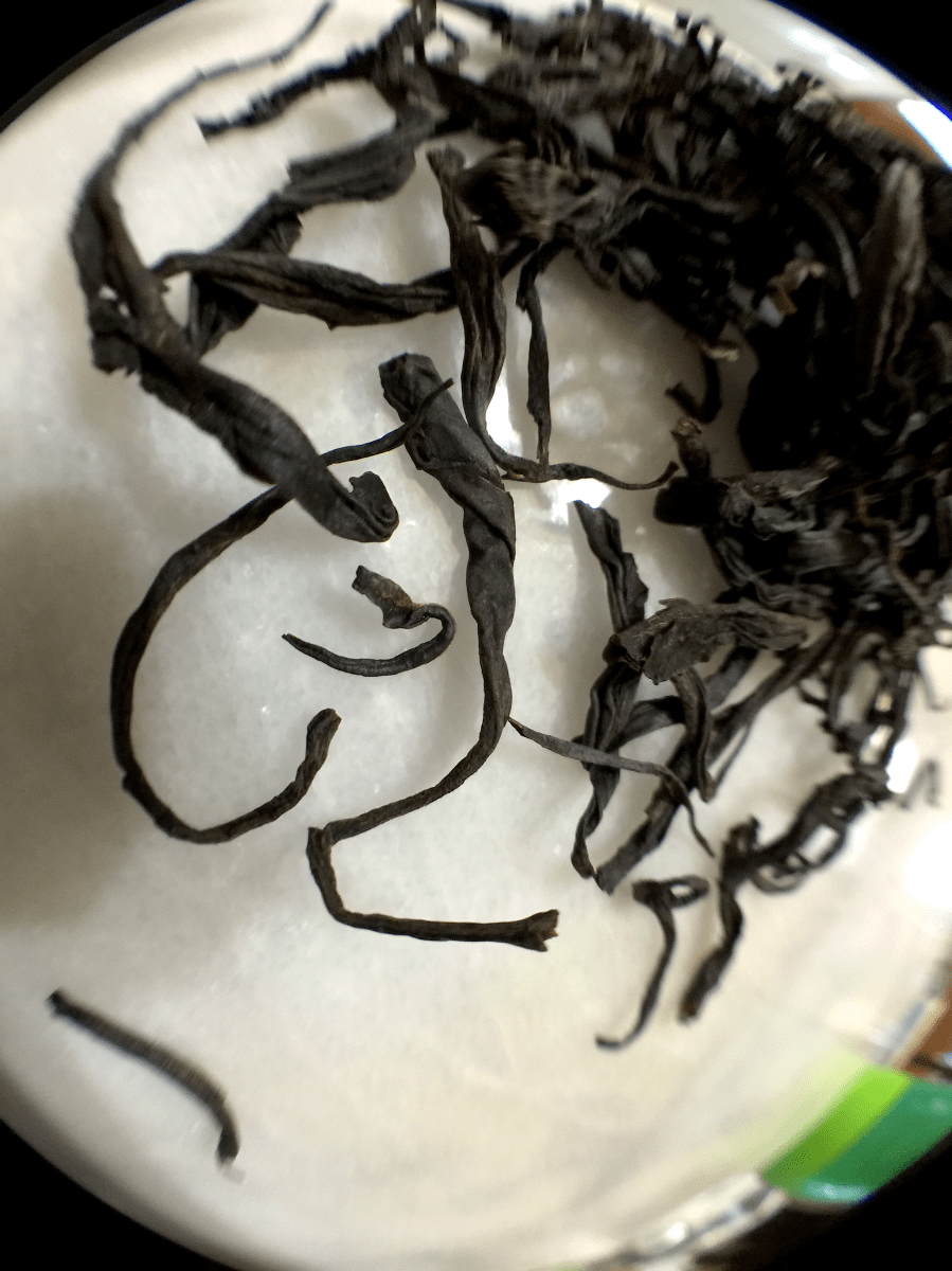 <a rel="license" href="http://creativecommons.org/licenses/by-sa/4.0/"><img alt="Creative Commons License" style="border-width:0" src="https://i.creativecommons.org/l/by-sa/4.0/88x31.png" /></a><br /><span xmlns:dct="http://purl.org/dc/terms/" href="http://purl.org/dc/dcmitype/StillImage" property="dct:title" rel="dct:type">Ruby (Rishi) - loose leaf Macro</span> by <a xmlns:cc="http://creativecommons.org/ns#" href="http://parting.gifts" property="cc:attributionName" rel="cc:attributionURL">Jocilyn Mors</a> is licensed under a <a rel="license" href="http://creativecommons.org/licenses/by-sa/4.0/">Creative Commons Attribution-ShareAlike 4.0 International License</a>.