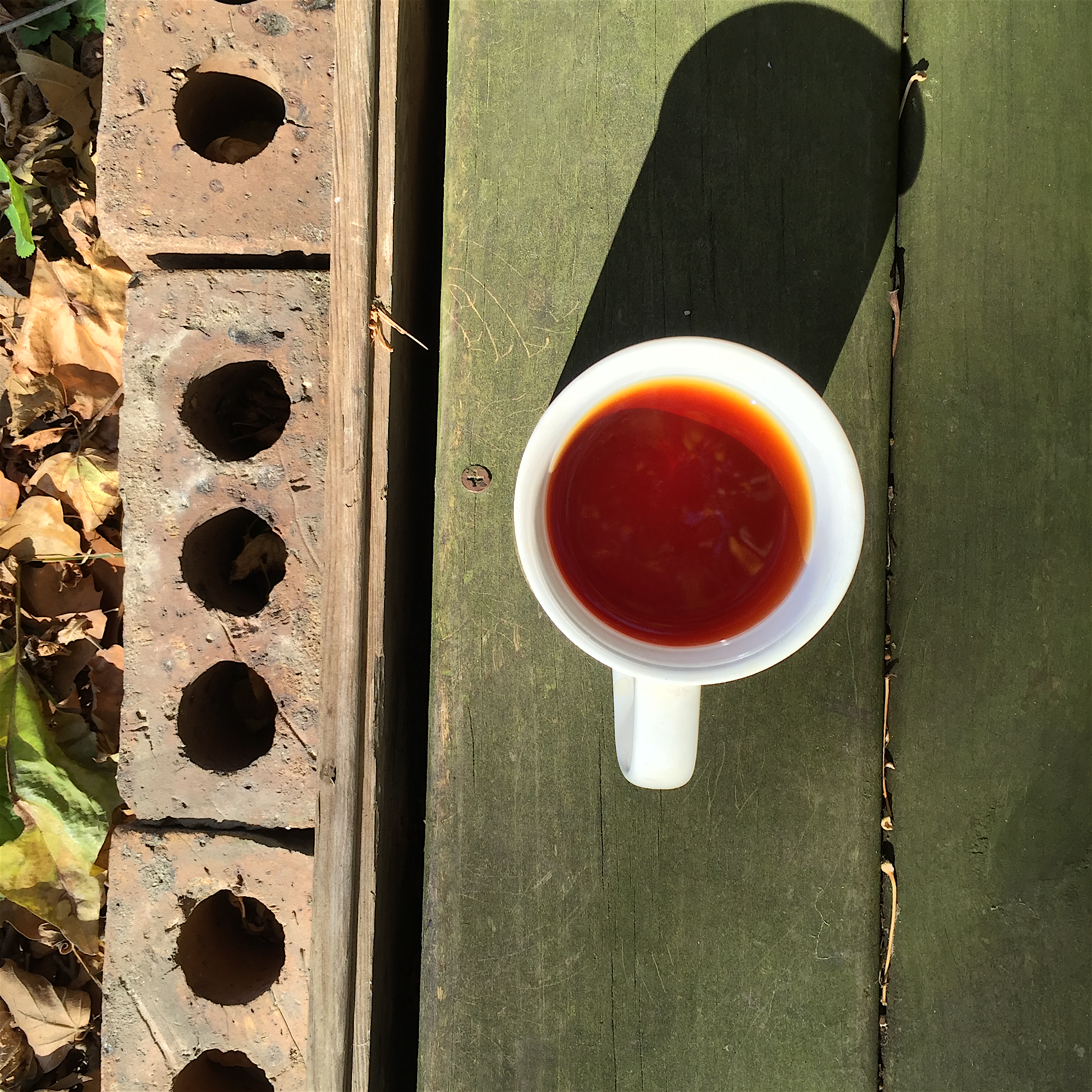 Ceylon BOP (Upton) ~ liquor by Jocilyn Mors is licensed under a Creative Commons Attribution-ShareAlike 4.0 International License.