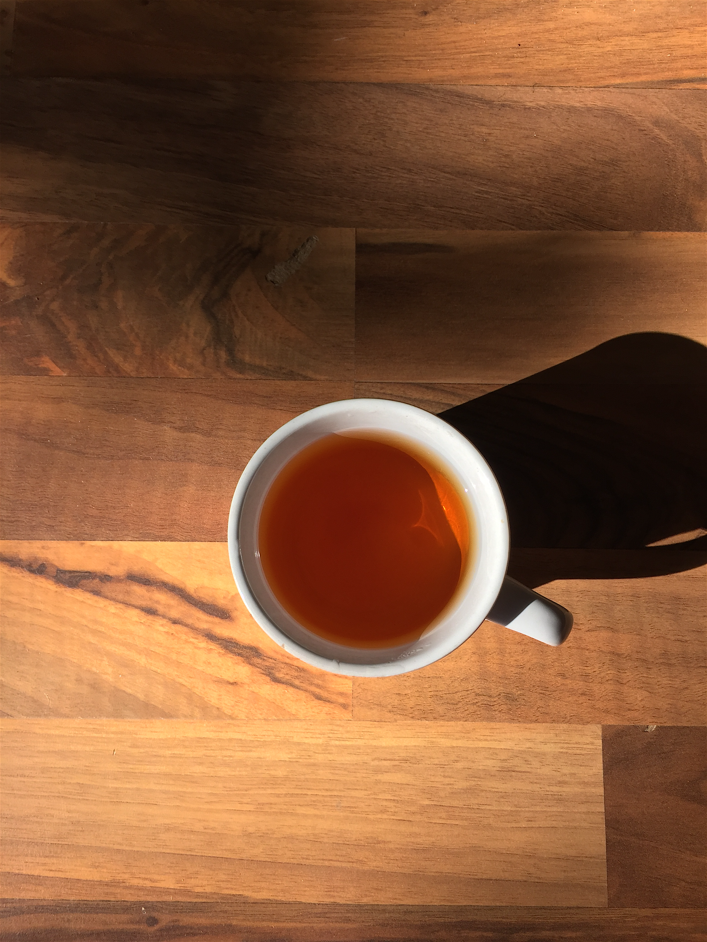 Ceylon Dayagama Estate (TranquiliTea) ~ liquor by Jocilyn Mors is licensed under a Creative Commons Attribution-ShareAlike 4.0 International License.