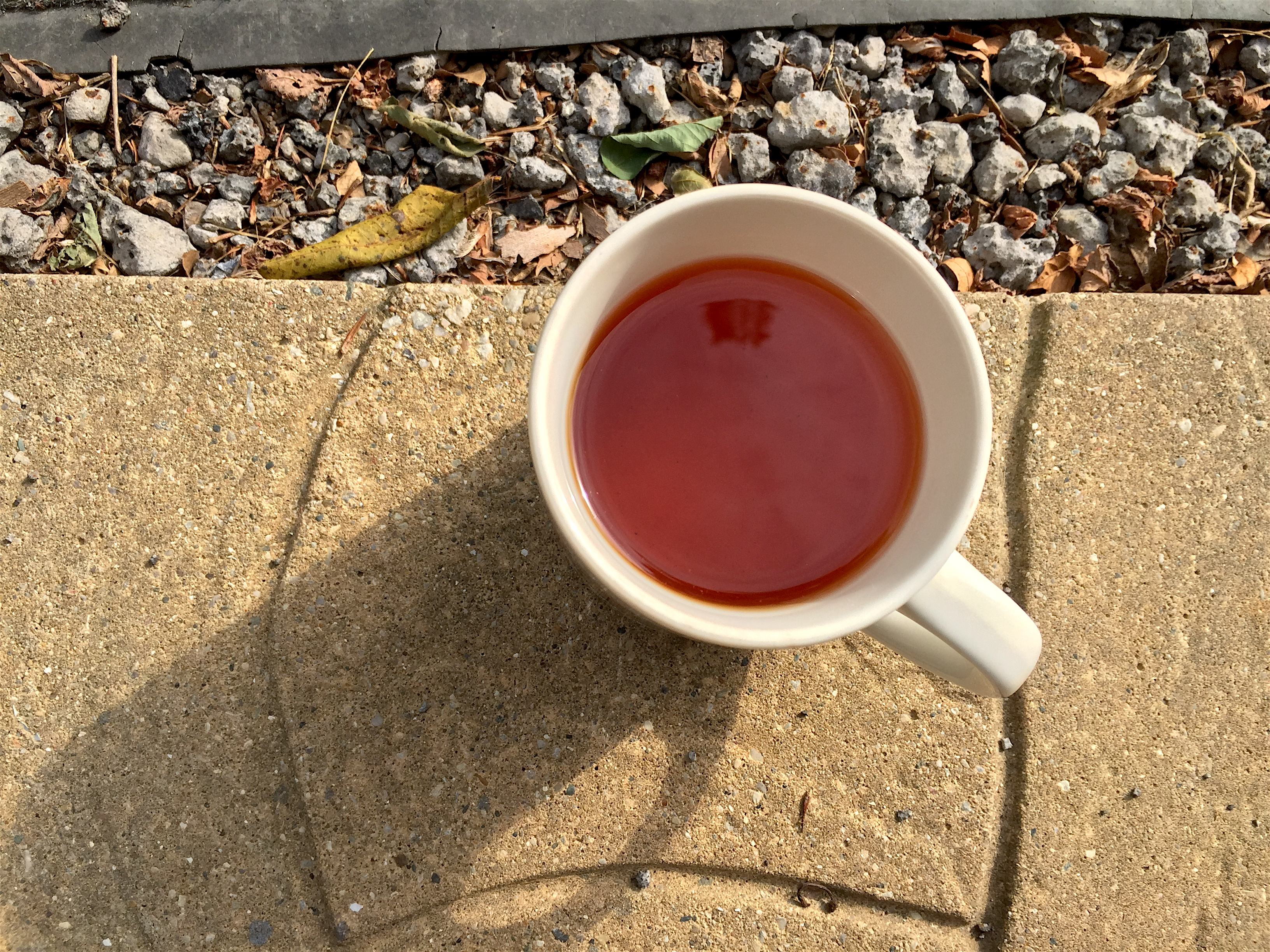 Ceylon OP Nuwara Eliya (TeaGschwendner) ~ liquor by Jocilyn Mors is licensed under a Creative Commons Attribution-ShareAlike 4.0 International License.