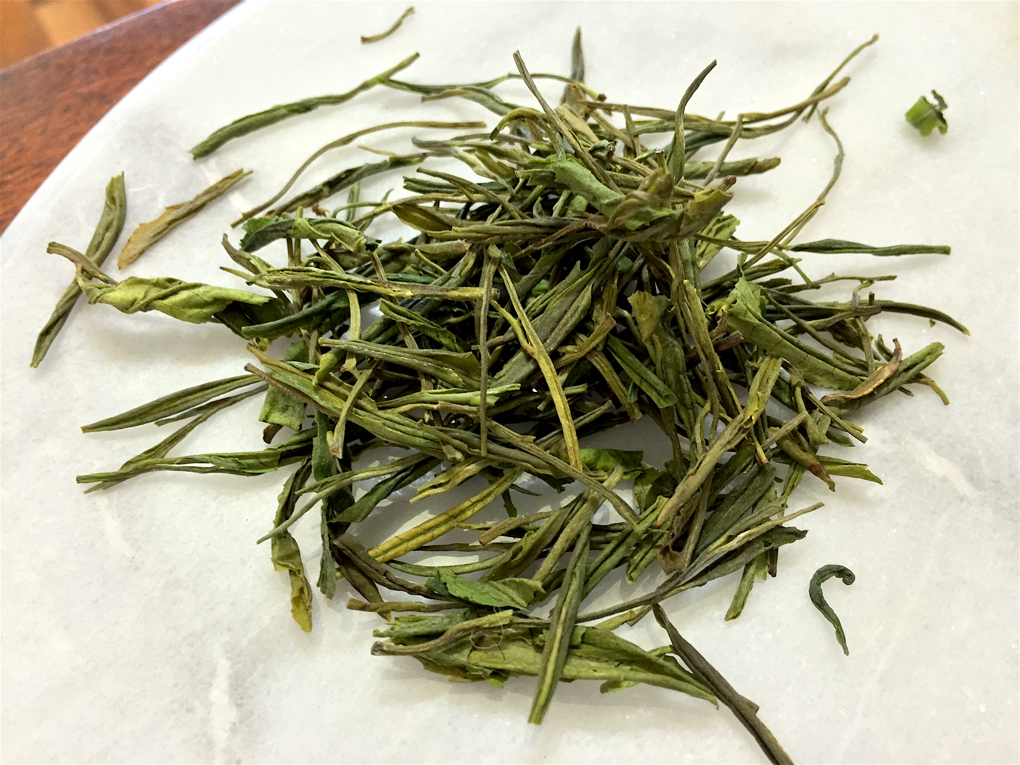 Anji White (Goldfish) ~ loose leaf by Jocilyn Mors is licensed under a Creative Commons Attribution-ShareAlike 4.0 International License.