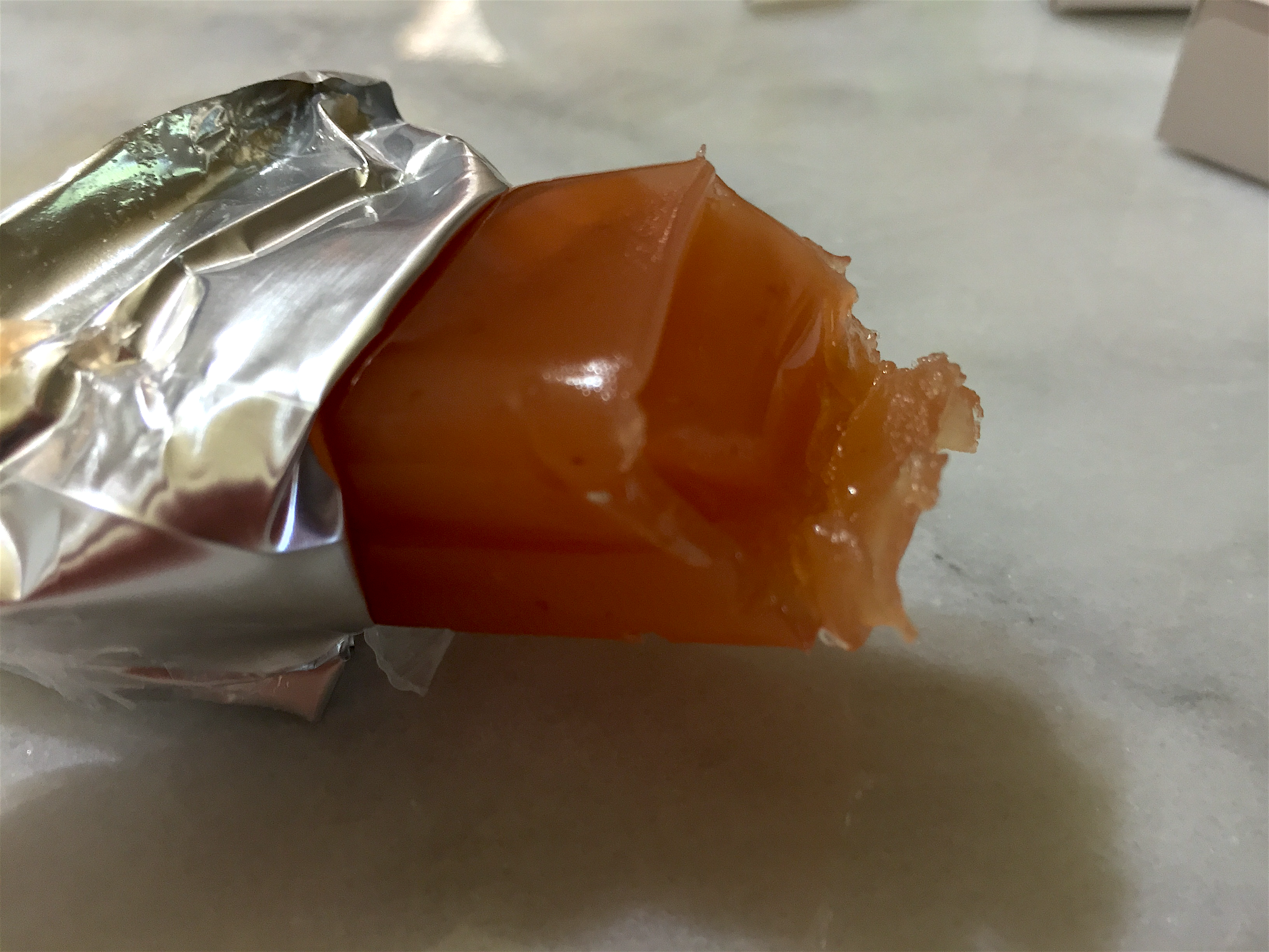 Tea Incursion: Hibiki-An ~ packaging H by Jocilyn Mors is licensed under a Creative Commons Attribution-ShareAlike 4.0 International License.