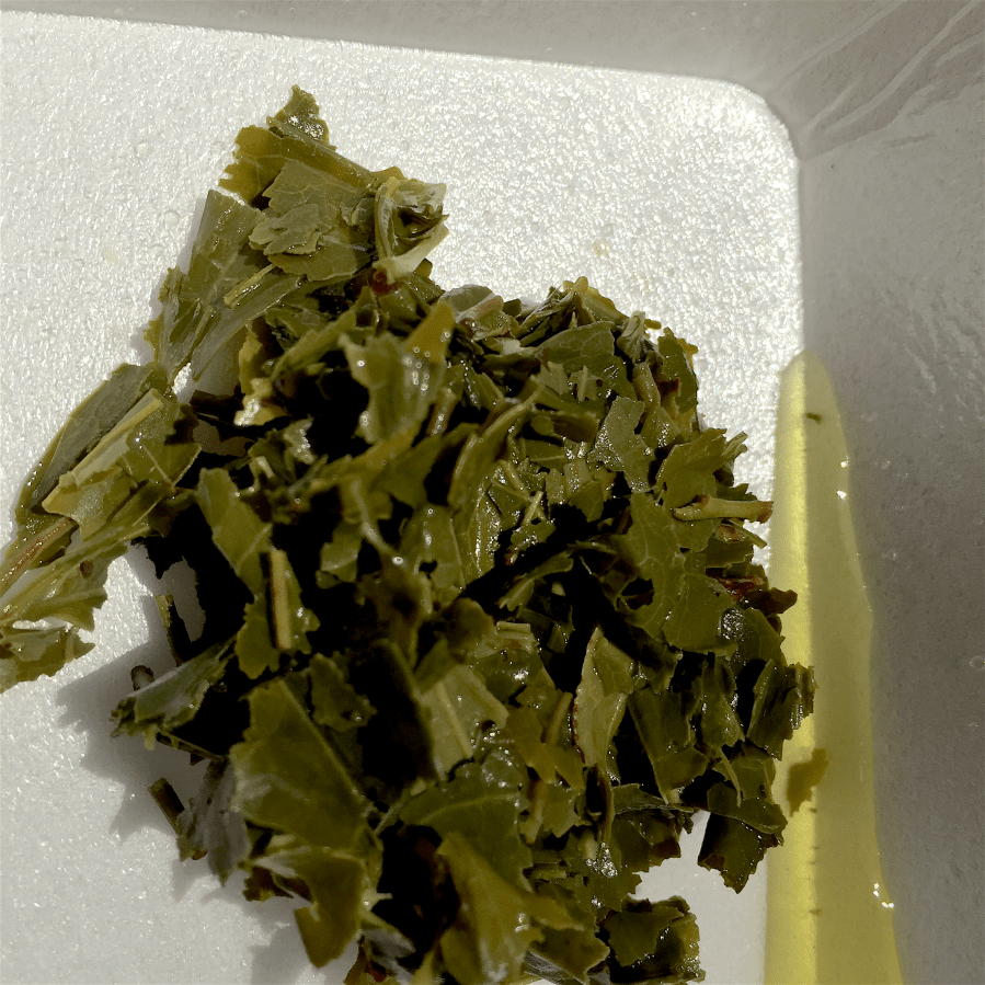 <a rel="license" href="http://creativecommons.org/licenses/by-sa/4.0/"><img alt="Creative Commons License" style="border-width:0" src="https://i.creativecommons.org/l/by-sa/4.0/88x31.png" /></a><br /><span xmlns:dct="http://purl.org/dc/terms/" href="http://purl.org/dc/dcmitype/StillImage" property="dct:title" rel="dct:type">Japan Bancha (TG) ~ spent</span> by <a xmlns:cc="http://creativecommons.org/ns#" href="http://parting.gifts" property="cc:attributionName" rel="cc:attributionURL">Jocilyn Mors</a> is licensed under a <a rel="license" href="http://creativecommons.org/licenses/by-sa/4.0/">Creative Commons Attribution-ShareAlike 4.0 International License</a>.