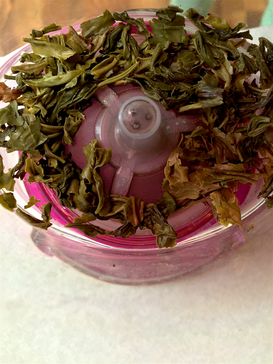 <a rel="license" href="http://creativecommons.org/licenses/by-sa/4.0/"><img alt="Creative Commons License" style="border-width:0" src="https://i.creativecommons.org/l/by-sa/4.0/88x31.png" /></a><br /><span xmlns:dct="http://purl.org/dc/terms/" href="http://purl.org/dc/dcmitype/StillImage" property="dct:title" rel="dct:type">Vietnam Green Organic (S&V) ~ spent</span> by <a xmlns:cc="http://creativecommons.org/ns#" href="http://parting.gifts" property="cc:attributionName" rel="cc:attributionURL">Jocilyn Mors</a> is licensed under a <a rel="license" href="http://creativecommons.org/licenses/by-sa/4.0/">Creative Commons Attribution-ShareAlike 4.0 International License</a>.