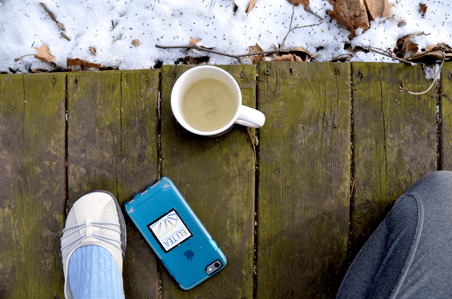 <a rel="license" href="http://creativecommons.org/licenses/by-sa/4.0/"><img alt="Creative Commons License" style="border-width:0" src="https://i.creativecommons.org/l/by-sa/4.0/88x31.png" /></a><br /><span xmlns:dct="http://purl.org/dc/terms/" href="http://purl.org/dc/dcmitype/StillImage" property="dct:title" rel="dct:type">Silk Dragon Jasmine (DavidsTea) ~ liquor</span> by <a xmlns:cc="http://creativecommons.org/ns#" href="http://parting.gifts" property="cc:attributionName" rel="cc:attributionURL">Jocilyn Mors</a> is licensed under a <a rel="license" href="http://creativecommons.org/licenses/by-sa/4.0/">Creative Commons Attribution-ShareAlike 4.0 International License</a>.