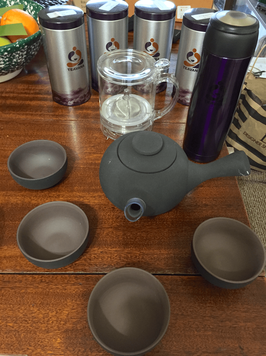 <a rel="license" href="http://creativecommons.org/licenses/by-sa/4.0/"><img alt="Creative Commons License" style="border-width:0" src="https://i.creativecommons.org/l/by-sa/4.0/88x31.png" /></a><br /><span xmlns:dct="http://purl.org/dc/terms/" href="http://purl.org/dc/dcmitype/StillImage" property="dct:title" rel="dct:type">TeaVana Excursion ~ all</span> by <a xmlns:cc="http://creativecommons.org/ns#" href="http://parting.gifts" property="cc:attributionName" rel="cc:attributionURL">Jocilyn Mors</a> is licensed under a <a rel="license" href="http://creativecommons.org/licenses/by-sa/4.0/">Creative Commons Attribution-ShareAlike 4.0 International License</a>.