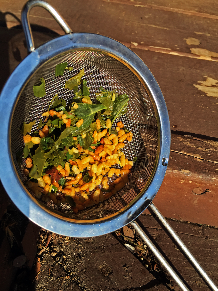 <a rel="license" href="http://creativecommons.org/licenses/by-sa/4.0/"><img alt="Creative Commons License" style="border-width:0" src="https://i.creativecommons.org/l/by-sa/4.0/88x31.png" /></a><br /><span xmlns:dct="http://purl.org/dc/terms/" href="http://purl.org/dc/dcmitype/StillImage" property="dct:title" rel="dct:type">Organic Matcha-iri Genmaicha (Hibiki-an) ~ spent</span> by <a xmlns:cc="http://creativecommons.org/ns#" href="http://parting.gifts" property="cc:attributionName" rel="cc:attributionURL">Jocilyn Mors</a> is licensed under a <a rel="license" href="http://creativecommons.org/licenses/by-sa/4.0/">Creative Commons Attribution-ShareAlike 4.0 International License</a>.