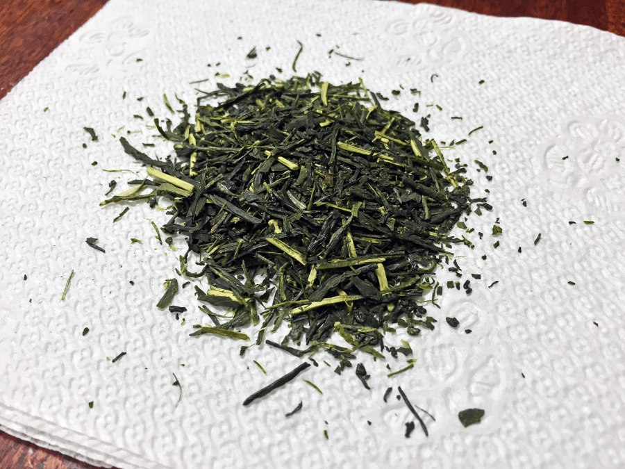 Oi Ocha with Wakame Wakakuki (Itoen) ~ loose leaf by Jocilyn Mors is licensed under a Creative Commons Attribution-ShareAlike 4.0 International License.