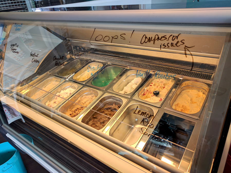 Eat More Tea (TeaHaus) ~ Openhaus B by Jocilyn Mors is licensed under a Creative Commons Attribution-ShareAlike 4.0 International License.