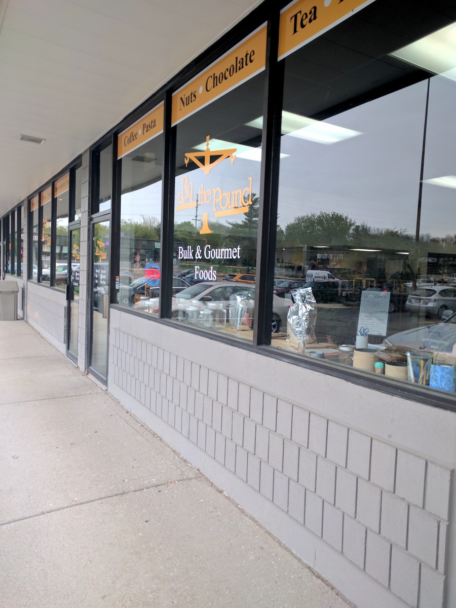 Image of Kokeicha (By the Pound) ~ new storefront by Jocilyn Mors is licensed under a Creative Commons Attribution-NonCommercial-ShareAlike 4.0 International License.