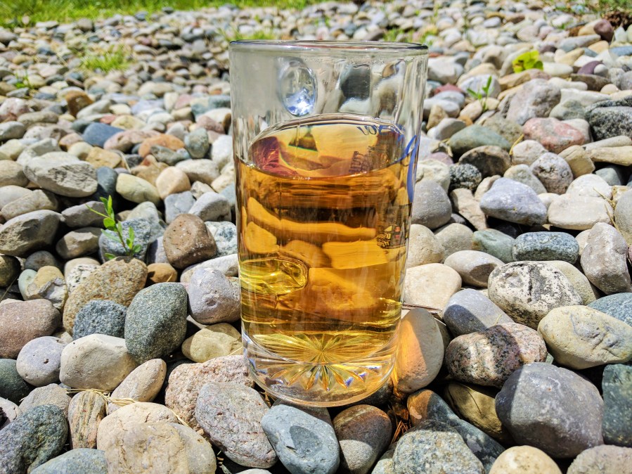 Photograph of Antu Valley SFTGFOP (Chado) ~ liquor by Jocilyn Mors is licensed under a Creative Commons Attribution-NonCommercial-ShareAlike 4.0 International License.