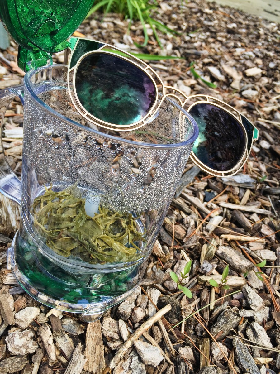 Photograph of Hawaiian Green Reserve (Eli) ~ spent tea by Jocilyn Mors is licensed under a Creative Commons Attribution-NonCommercial-ShareAlike 4.0 International License.