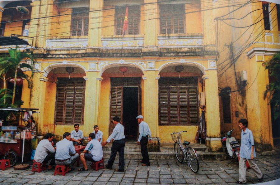 Image reproduced without permission. Copyright 2016 Firefly Books.